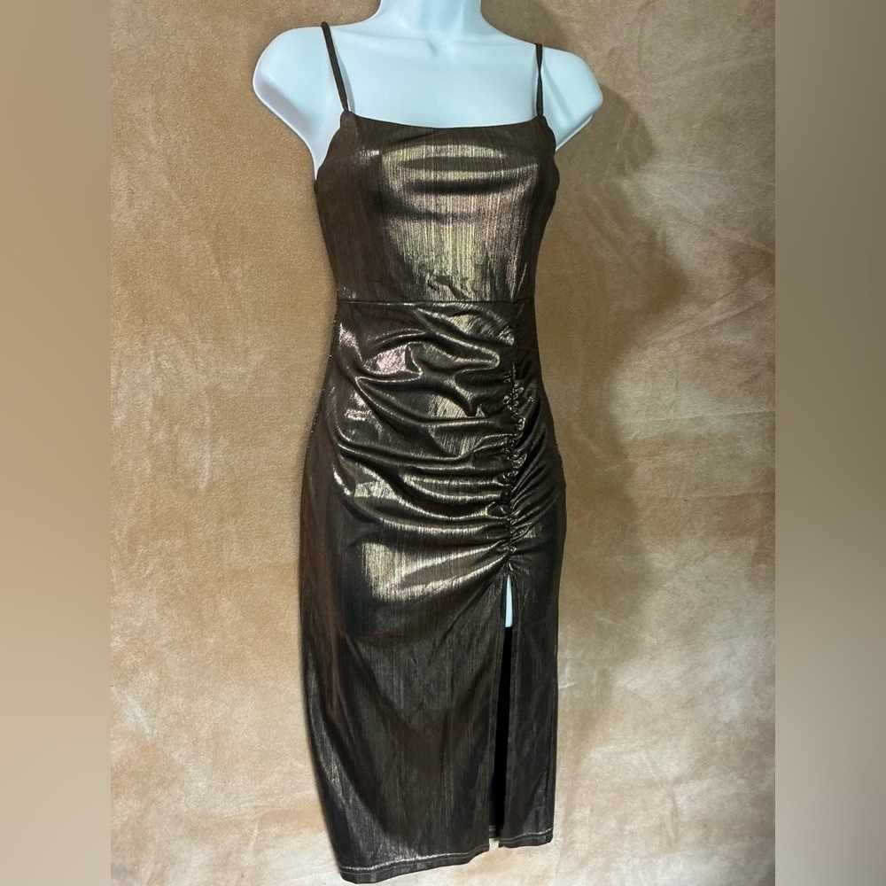 Elegant Metallic Dress size small‎ - Picture 2 of 12